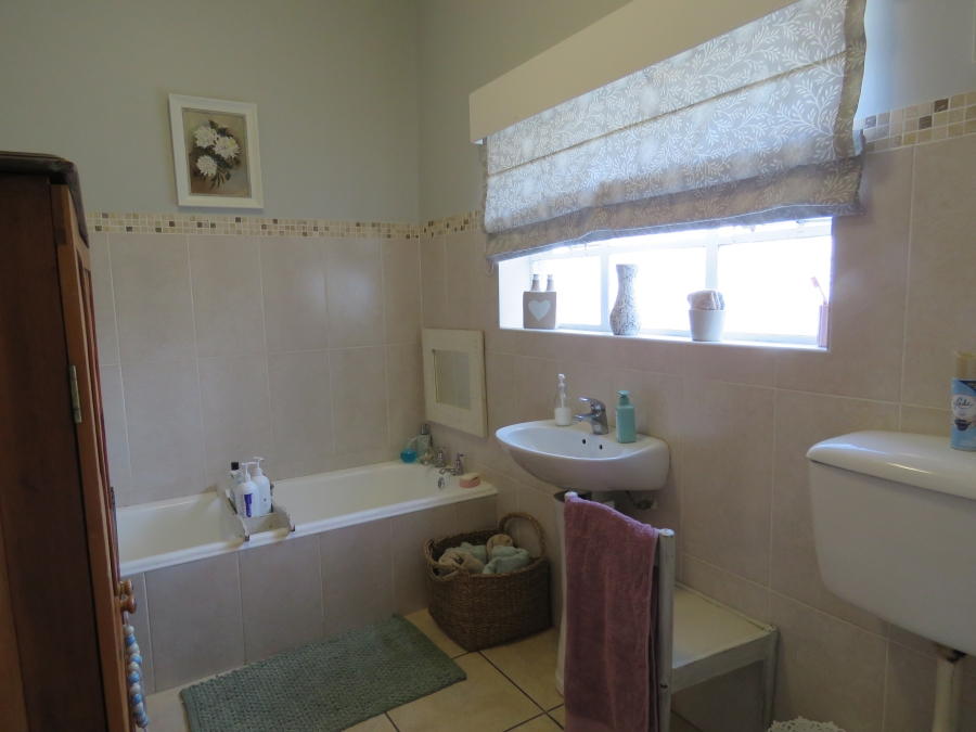4 Bedroom Property for Sale in West Bank Eastern Cape